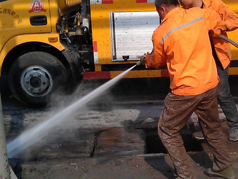 长沙望城区专业高压车疏通下水道、抽粪、修管换管