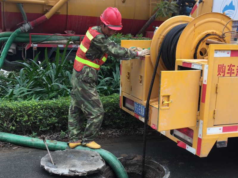 长沙梅溪湖管道疏通打孔 清理化粪池 疏通市政管道