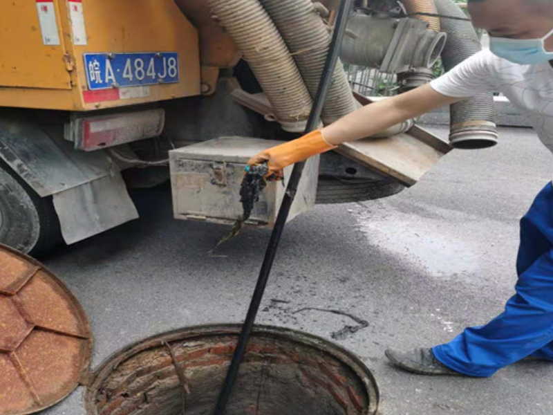 长沙专业疏通、清理粪池、高空管道安装维修