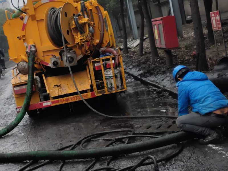 长沙梅溪湖管道疏通打孔 清理化粪池 疏通市政管道