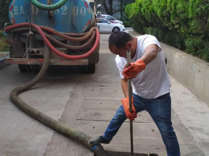 卫生间堵了不下水了怎么办？长沙雨花区通下水道公司