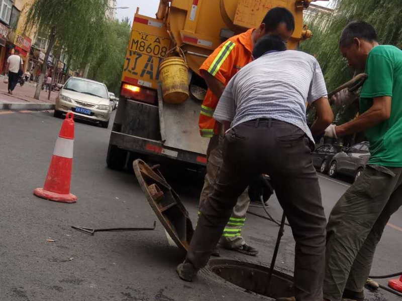 长沙快速专业疏通厕所马桶、下水道地漏、安装维修