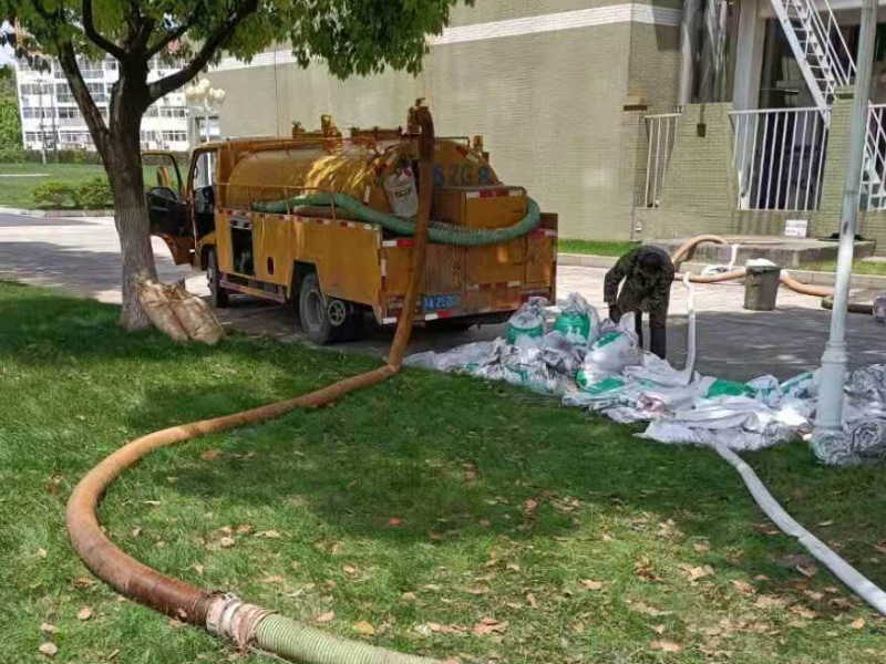 长沙厨房管道堵塞专业操作联系电话，雨花区通厨房管道
