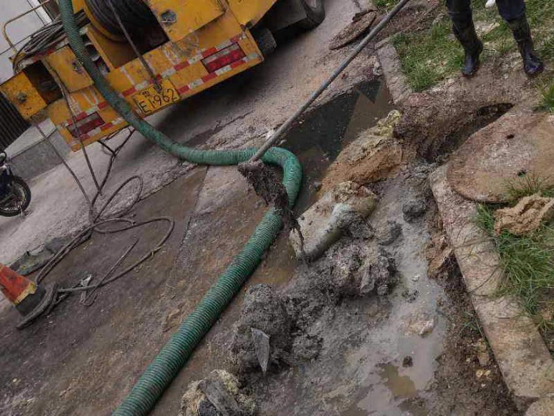 长沙下水道疏通 长沙市政清淤 清理化粪池 管道改建