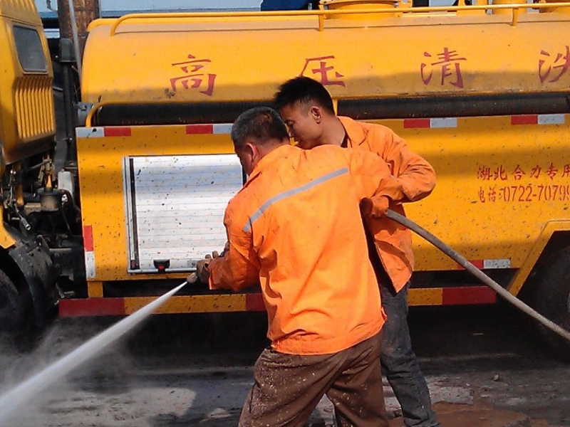 长沙专业管道疏通,市政管道清淤 高压清洗管道